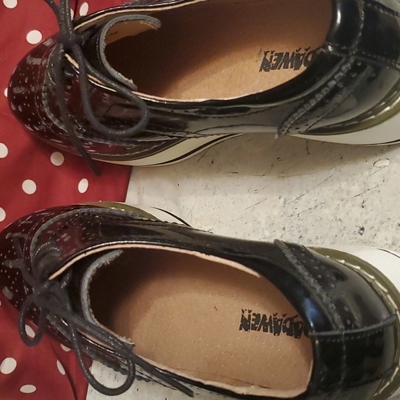 BLACK SHOES SIZE 7.5. - Picture 4 of 5